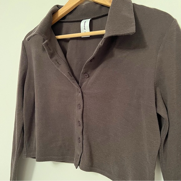 ABOUND Long Sleeve Button up Front Cropped Top Size M - Picture 7 of 14